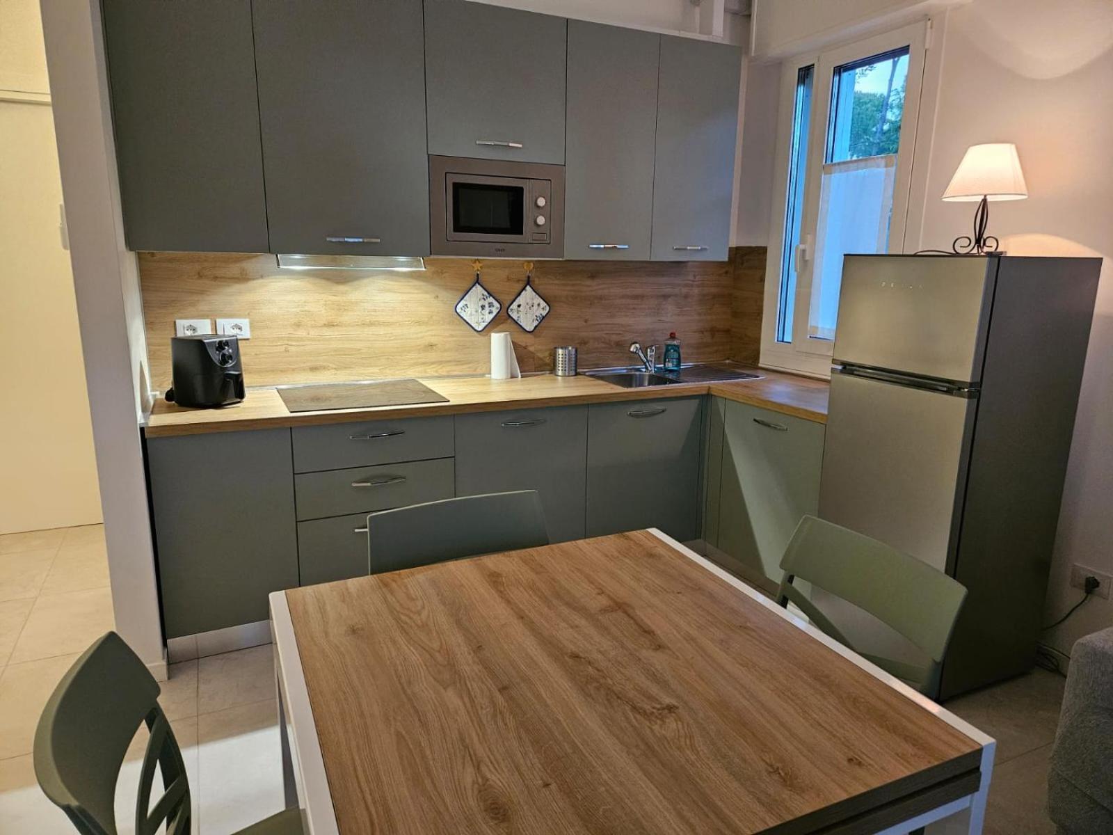 App4Rent - Villa Cristina 5 - Rinnovato Lido di Jesolo Kültér fotó