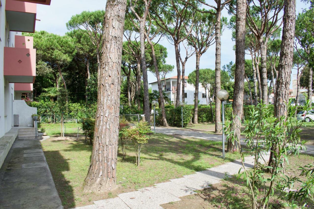 App4Rent - Villa Cristina 5 - Rinnovato Lido di Jesolo Kültér fotó