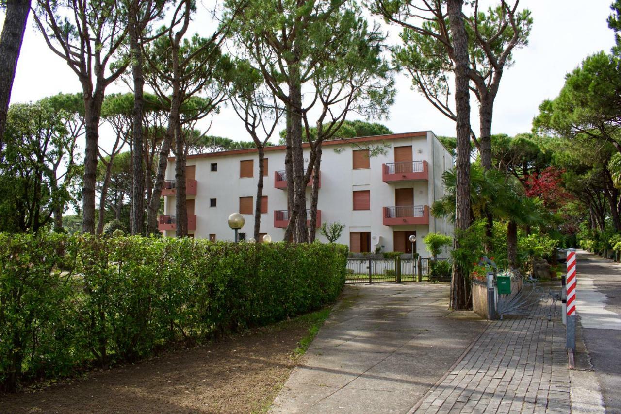 App4Rent - Villa Cristina 5 - Rinnovato Lido di Jesolo Kültér fotó